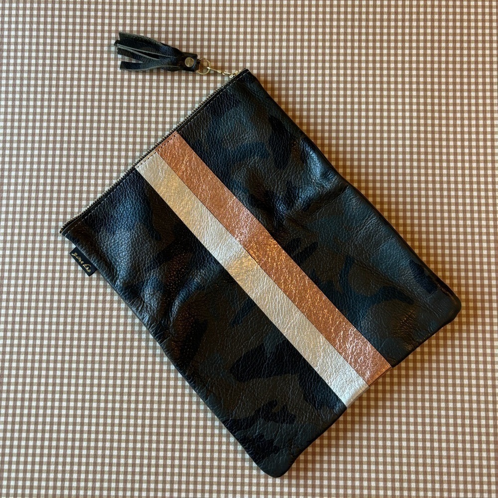 Zina Kao The Soft Adeline fold over leather Clutch